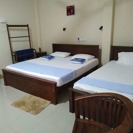 Under Water Safaris And Resort Uppuveli Ngoại thất bức ảnh